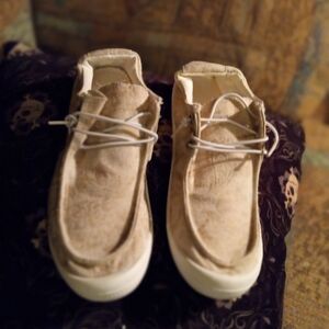 NEW Woman's "hey dude style" shoes.  SIZE 36 Eur/ 6 USA.